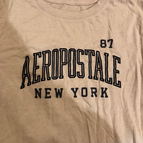 ✨BUNDLE✨ two tshirts - Picture 2 of 5